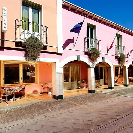 Hotell Del Corso 4*